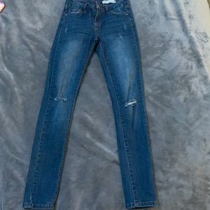 Papaya Denim jeans in size 1 mid rise